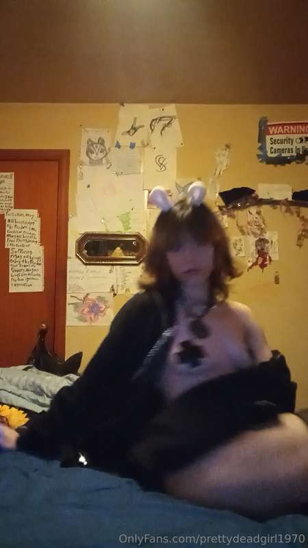 imprettydeadgirl