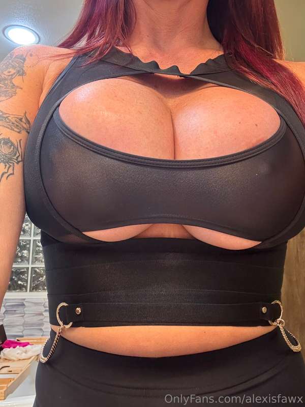 Foto 907 de Alexis Fawx en Tocromo