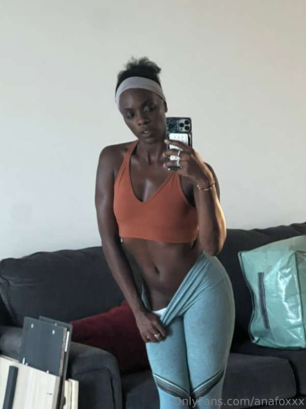 I think I deserve a sweet treat after my workout 🍦🍪 🍫You giv..