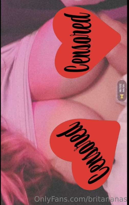 DM me to purchase this hot lil video (  .  Y  .  )🥵😘