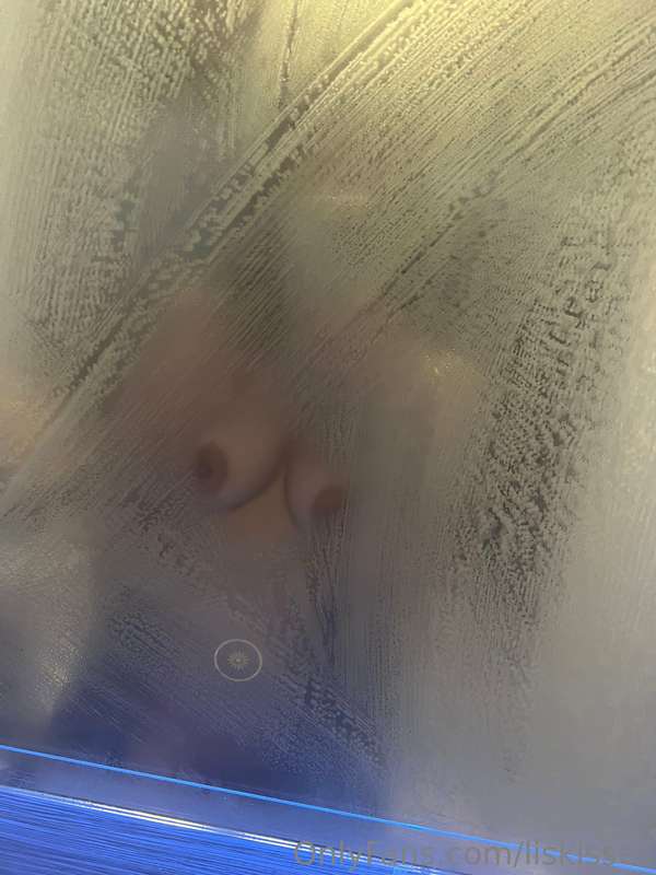 liskisses image #0