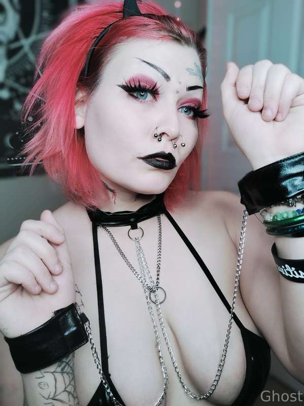 urghostgurl666 image #12