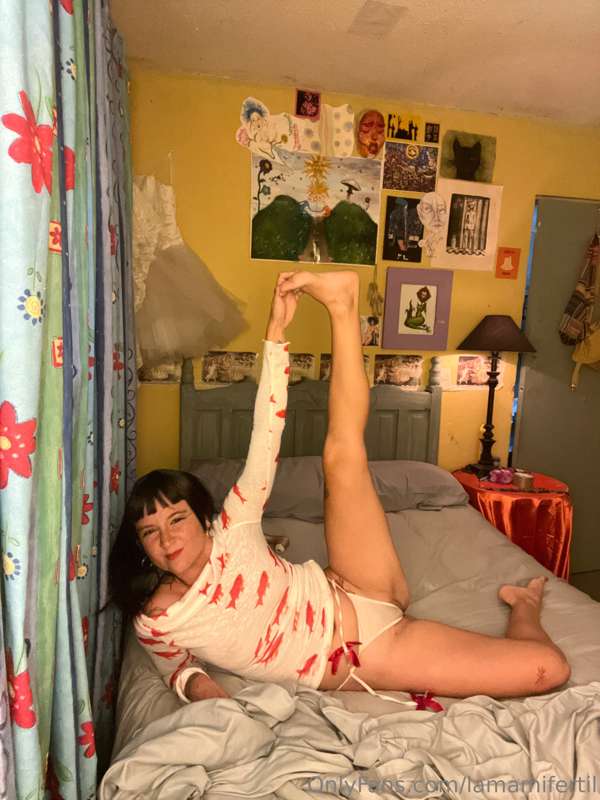 You like it when I stretch it out? 🤭