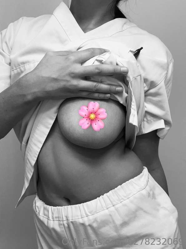 #nightshift 🥵🍑🫢🤭👩🏽‍⚕️🏥😇😏😘 Nipler i VIP! @u278509806 💋 Minner..