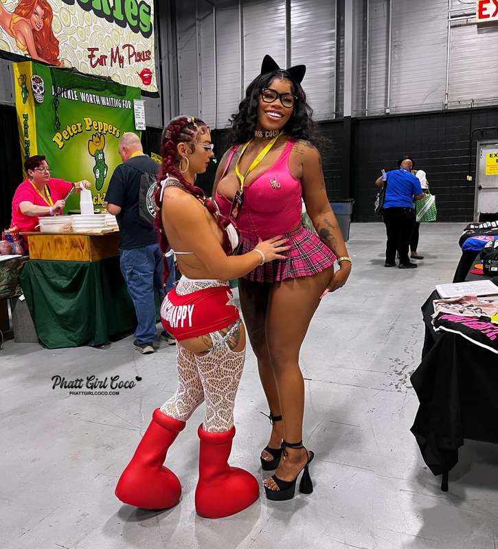 phattgirlcoco