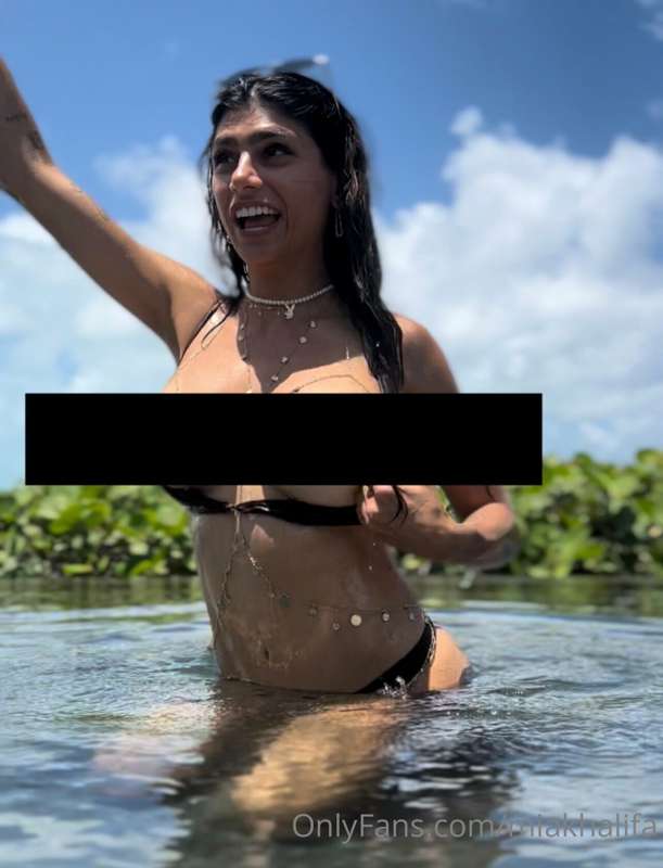 Foto 550 de Mia Khalifa en Tocromo