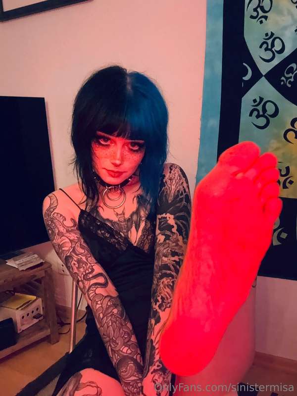 sinistermisa photo