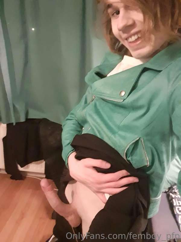 femboy_pfp image #0