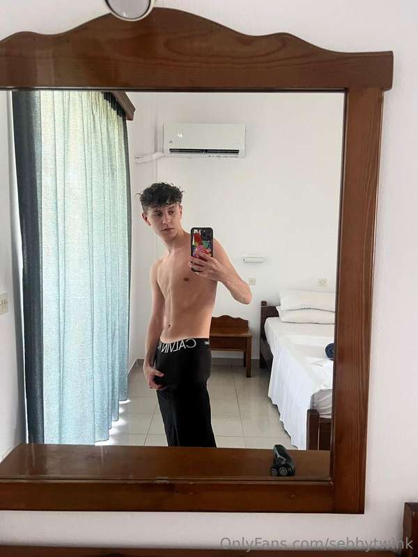 good morning everyone😈