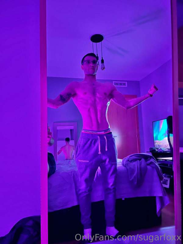 Hi daddy 🥰
I have been going to the gym since february ,did ..