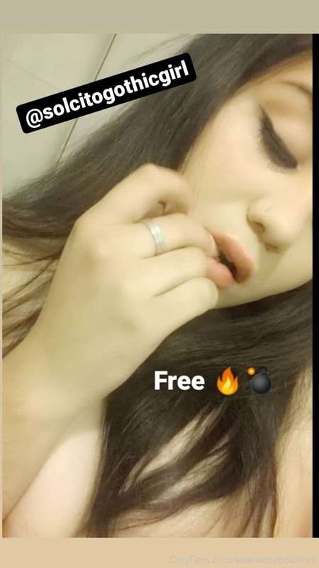 🔥@solcitogothicgirl🔥
hi daddy 😈 
* playful  girl goth
 * bru..