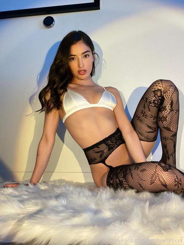 Foto 718 de Emily Willis en Tocromo