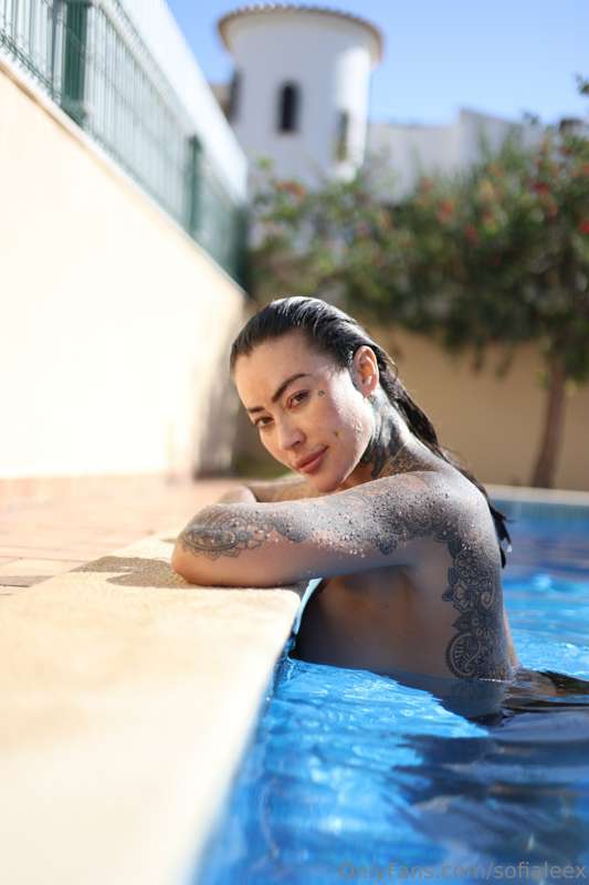 sofialeex image #2
