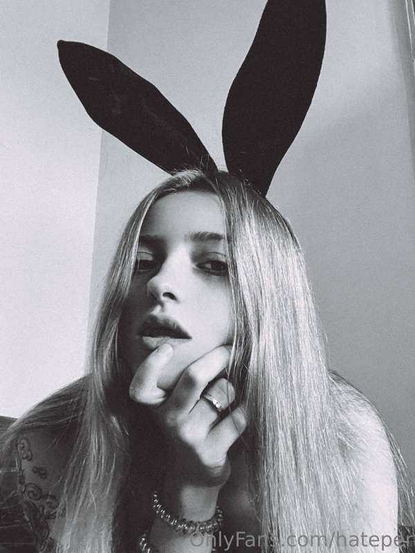 🐇🖤