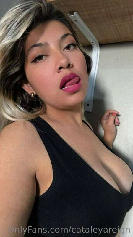 🔥 Hot baby 🔥
➡️ @amapolayani  ➡️@amapolayani
•DICK RATE 🍆 
•..