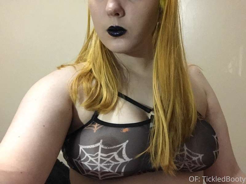 tickledbooty image #1