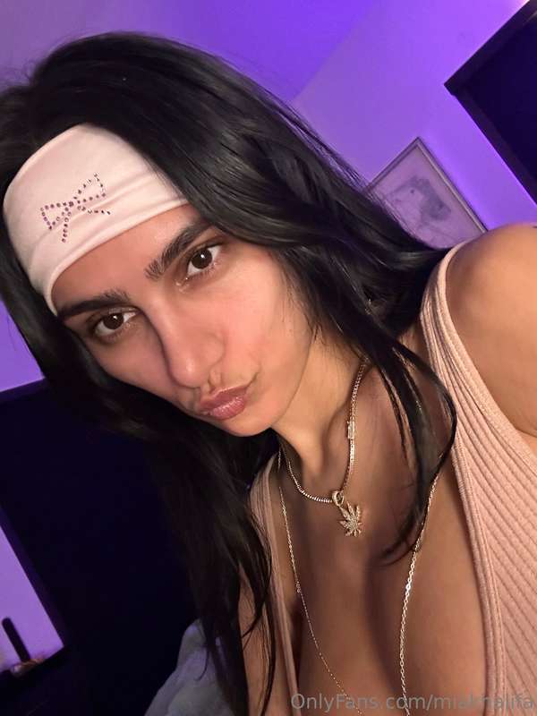 Foto 729 de Mia Khalifa en Tocromo
