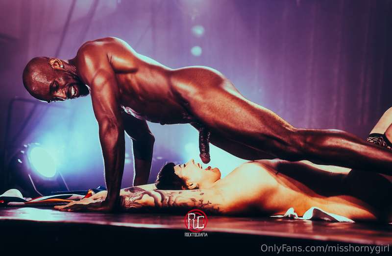 misshornygirl