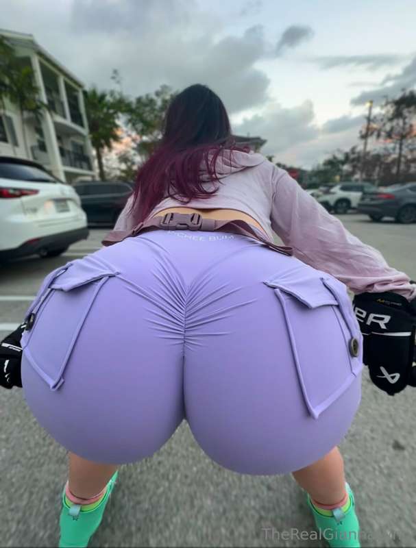 Let’s play 😈 1v1