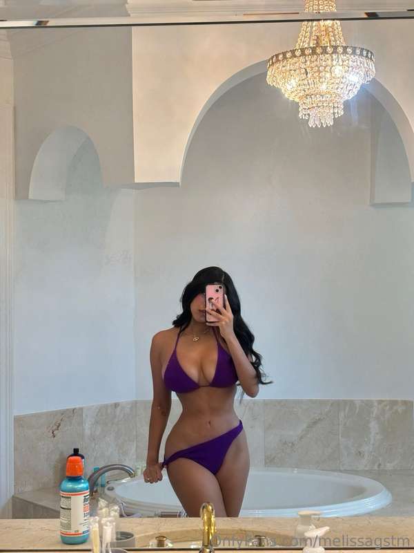 i look better in purple, dont you agree?