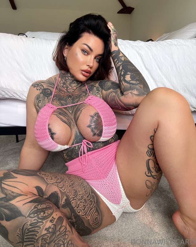 Good morning, who wants to be my fling today? 🥰😝