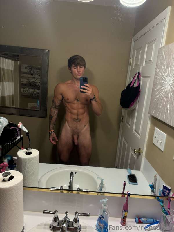 rippedjosh image #0