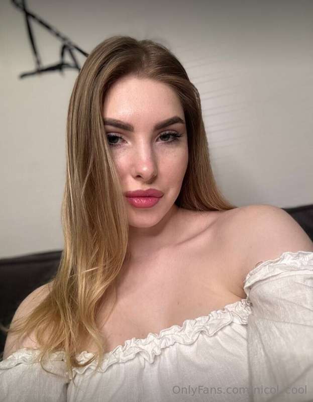 "𝙔𝙤𝙪 𝙘𝙖𝙣 𝙨𝙚𝙙𝙪𝙘𝙚 𝙖 𝙢𝙖𝙣 𝙬𝙝𝙤 𝙝𝙖𝙨 𝙖 𝙬𝙞𝙛𝙚😉 𝙔𝙤𝙪 𝙘𝙖𝙣 𝙨𝙚𝙙𝙪𝙘𝙚 𝙖 𝙢𝙖𝙣 𝙬..