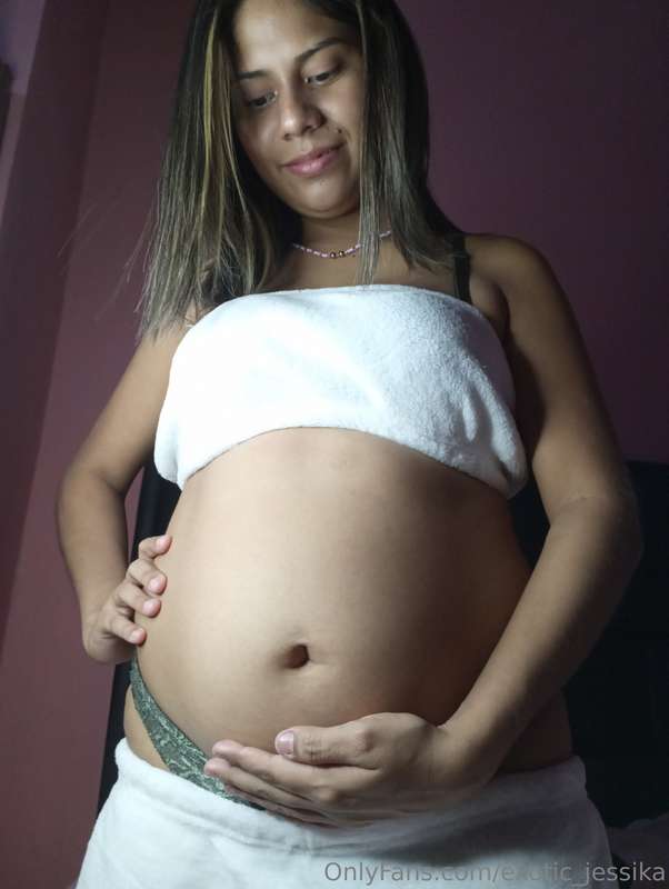 Daddy, would you like to make a video call with a pregnant g..