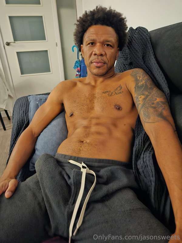 Thinking about getting my dick sucked 😈👀