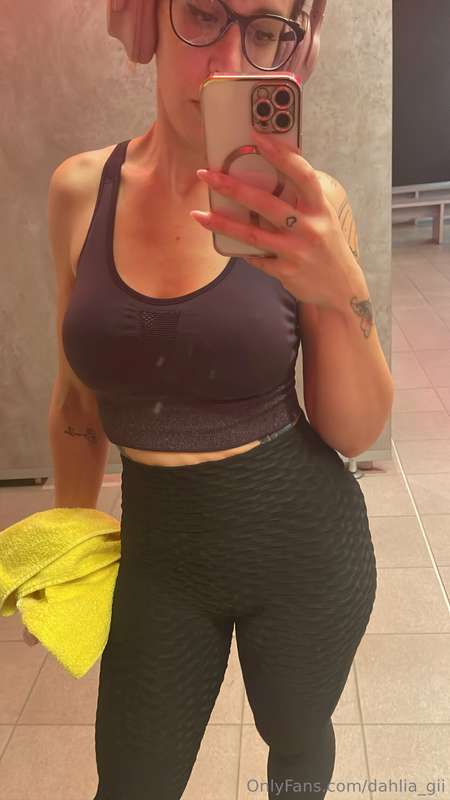 dahlia_gii