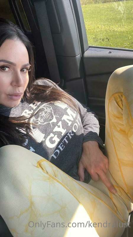 Photo 31 of Kendra Lust on Tocromo