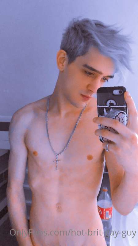hot-brit-gay-guy