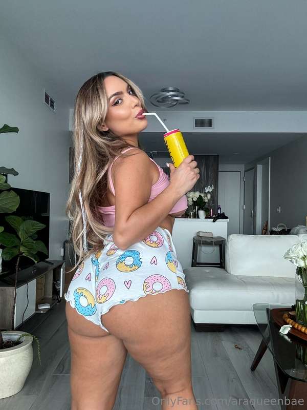 Araqueenbae