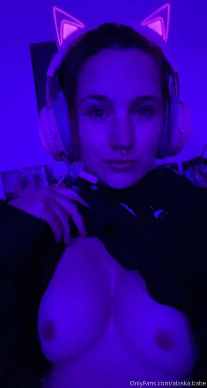 full night of gaming after a long rehearsal. starting to fee..