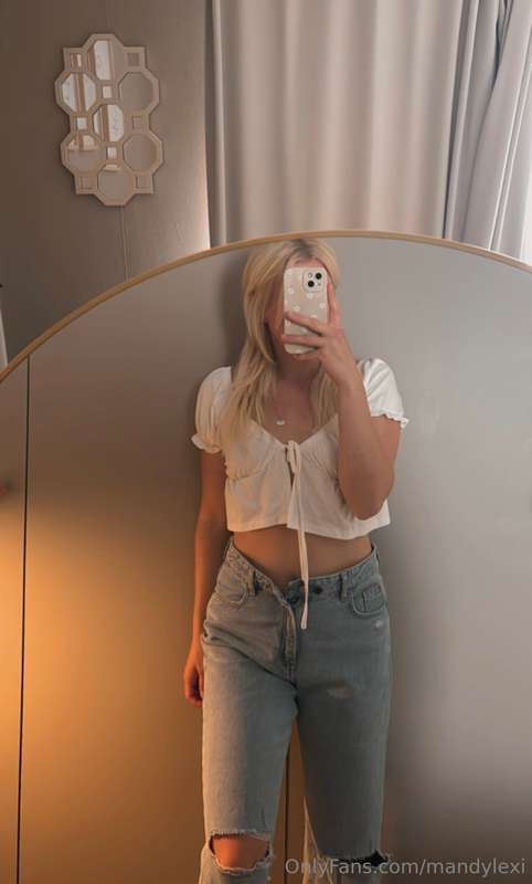 🌼👱🏻‍♀️🩷