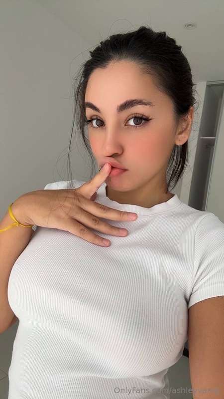 ashleyvamp