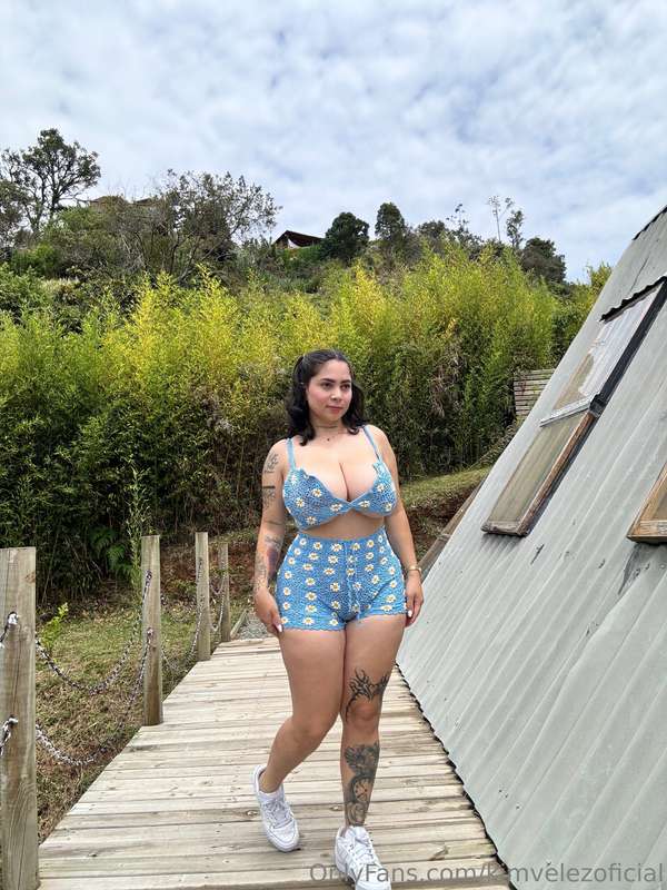 kimvelezoficial