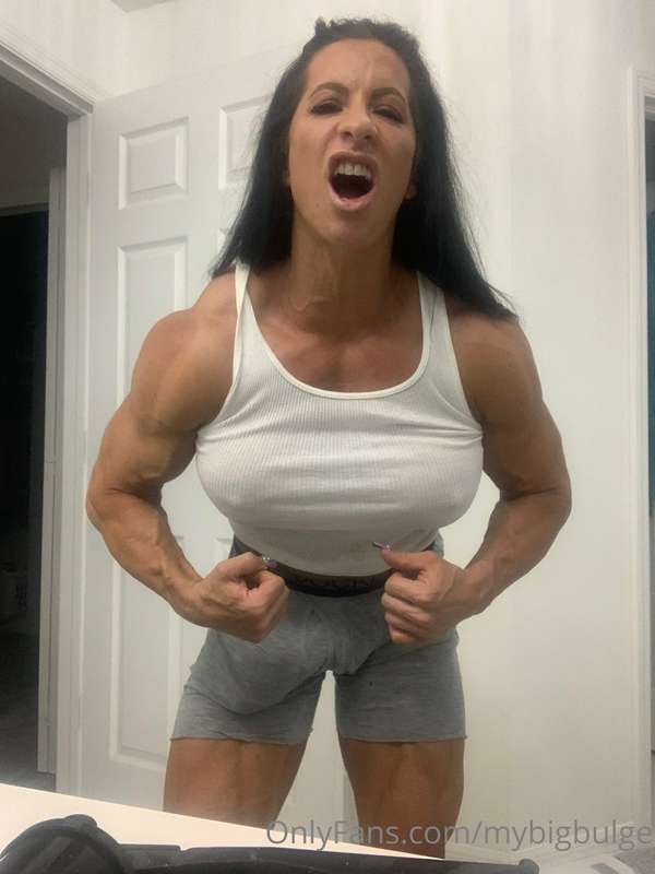 mybigbulge image #2
