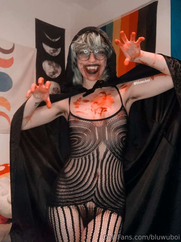 it wouldn’t be halloween without a slutty vampire