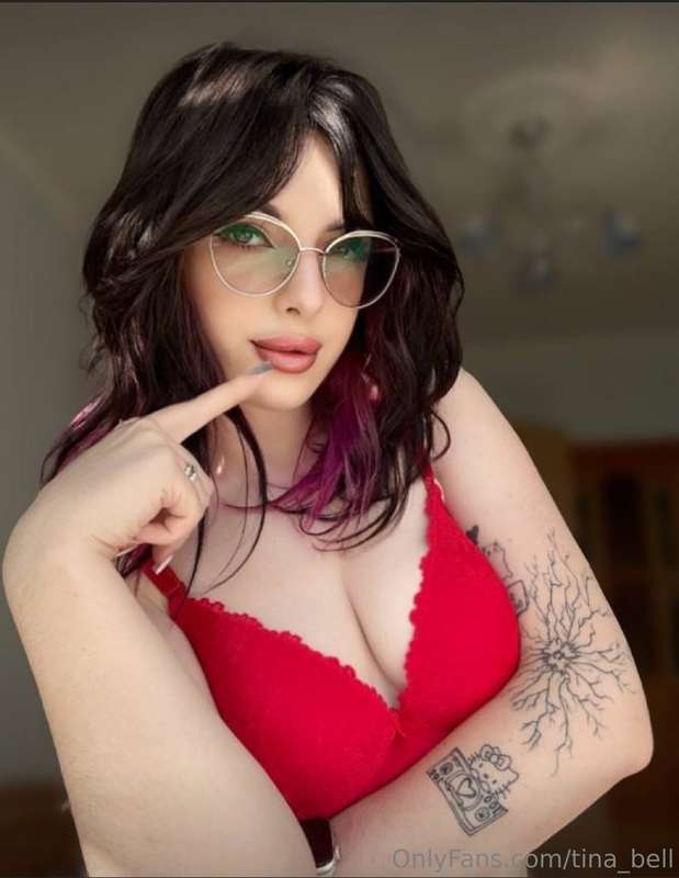 *This girl, 👉🏼😍 @mayastarrr with natural breasts and a beaut..