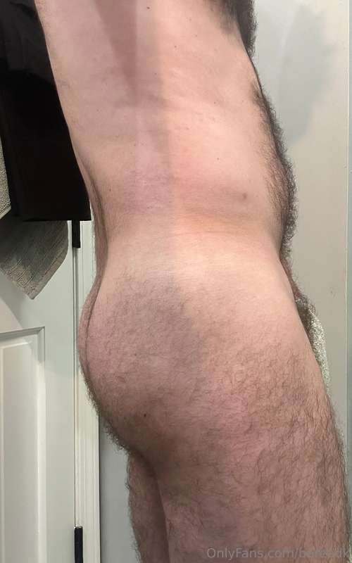 Almost missed Hump Day !!!! 🍑 😁🐻