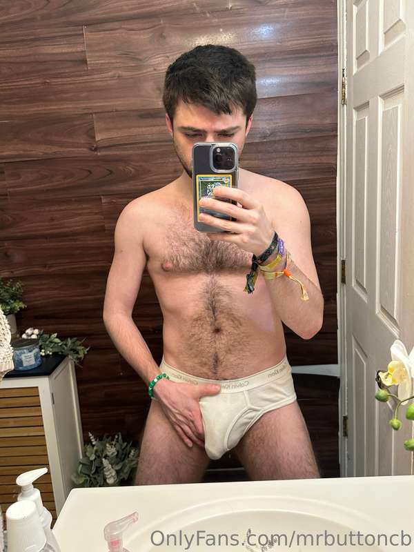 mrbuttoncb image #0