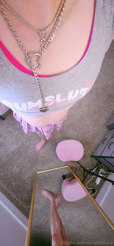 A perfect way to start a weekend. Dressing up slutty and pla..