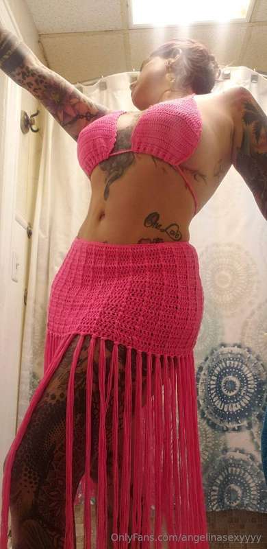 @lolaxonlyShe is a HOT LATINA .submissive play role ⚠️🔥. 🇺🇸V..