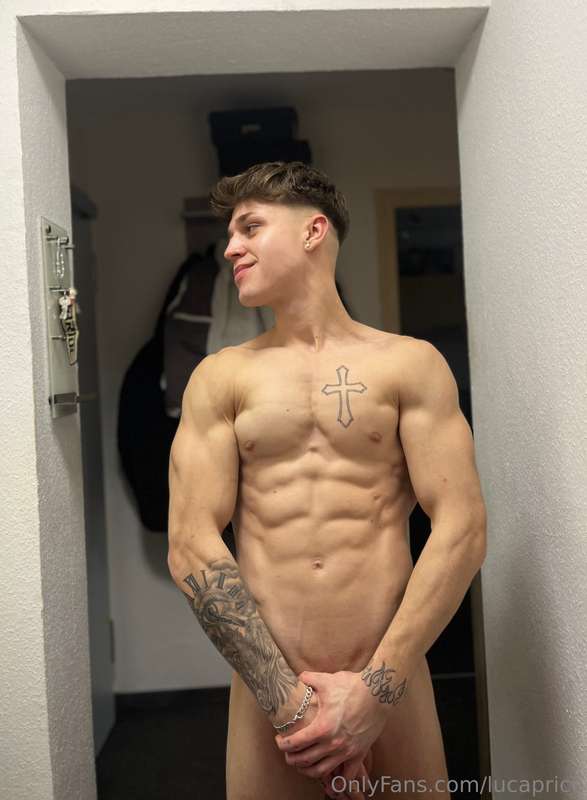 do u like my abs hny..🥹👅