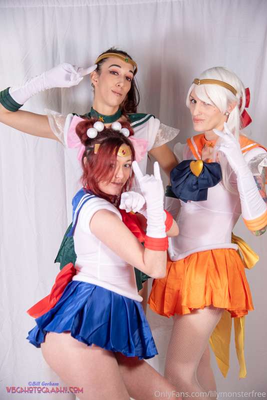 lilymonsterfree image #9