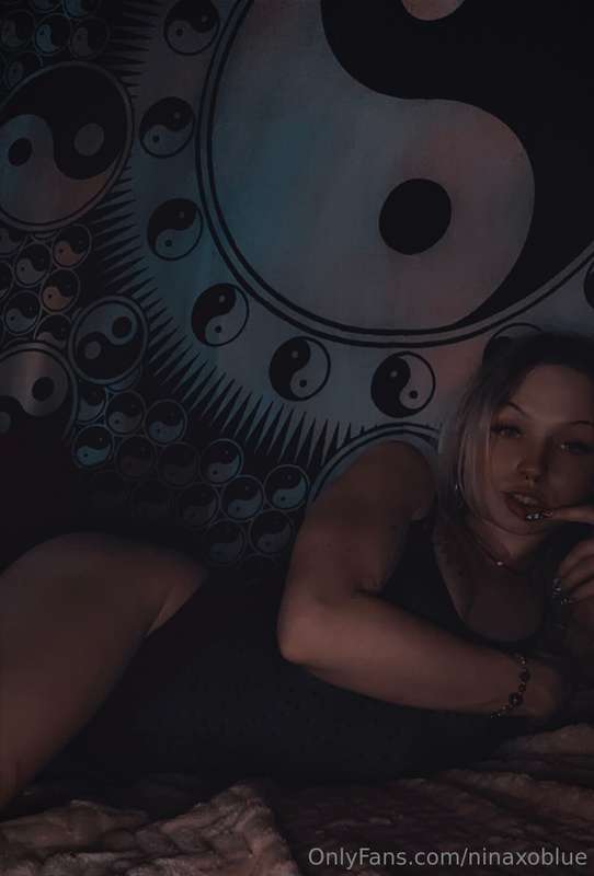 ninaxoblue image #0