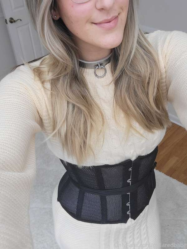 collaredbabe image #0