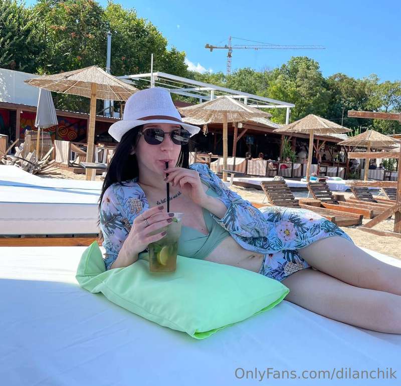 Hey loves! 🌴 I’m back from an amazing beach getaway, and I’m..