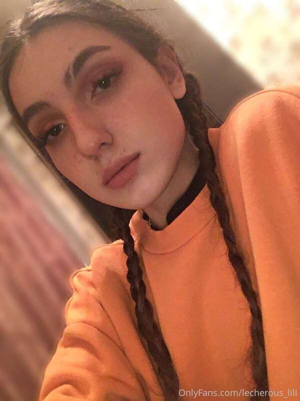 Do you want to touch my pigtails?😽